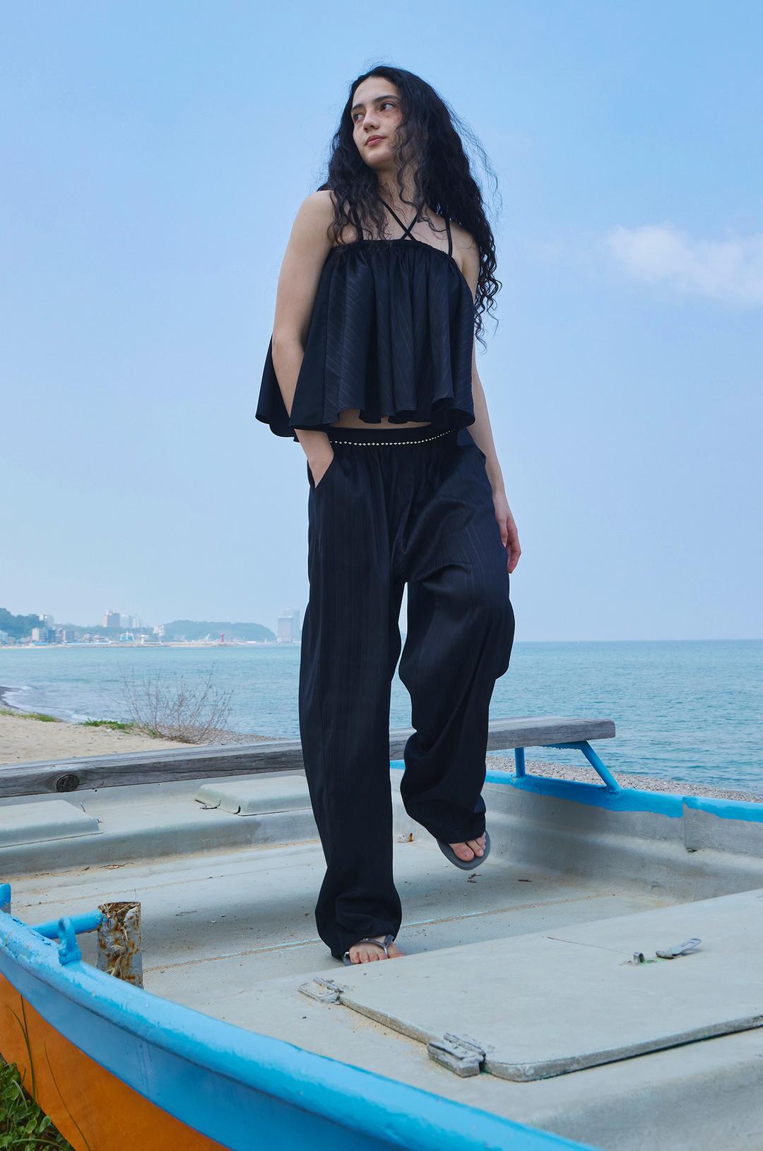 G_CONTRAST STUD PANTS / BLACK