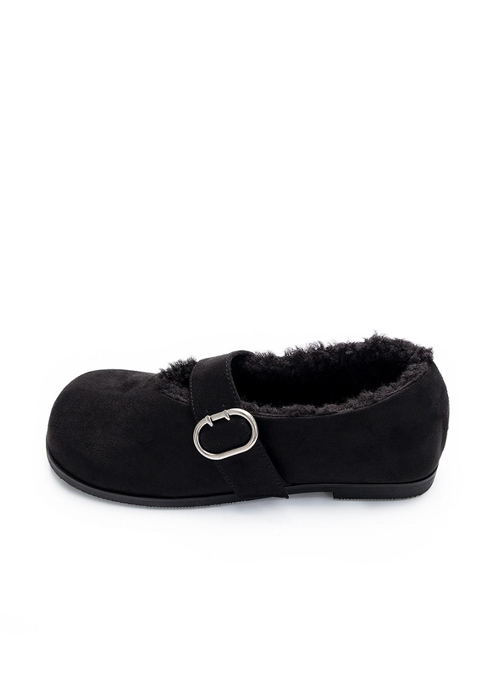 no.145 black hug loafer