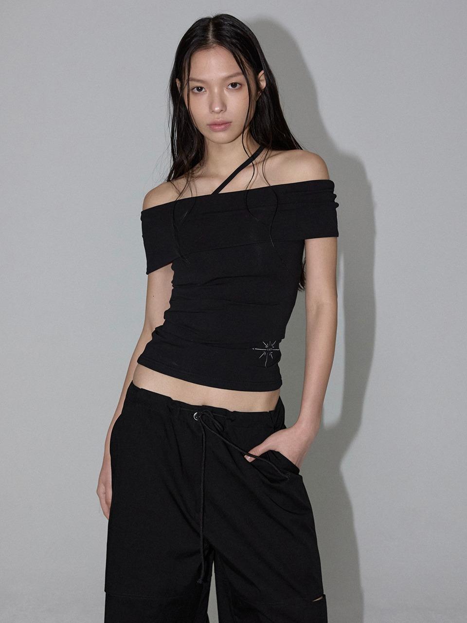 [3rd Reorder] Embrace Off-Shoulder Top (black)