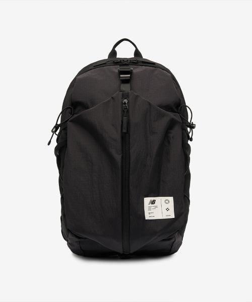 NBGCGS1203 / 메탈릭 경량 백팩 (BLACK)
