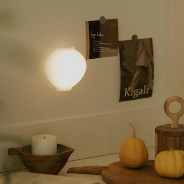 (블랙프라이데이) 라디룸 달항아리 미니 포터블 마그넷 조명 Moon Pot-mini Wall Lamp (전구포함)