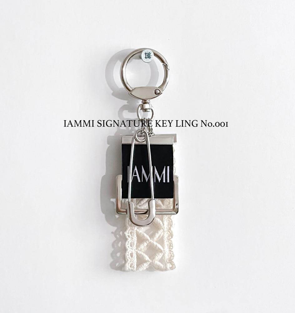 IAMMI SIGNATURE KEY LING No.001 아이엠미 시그니처 키링