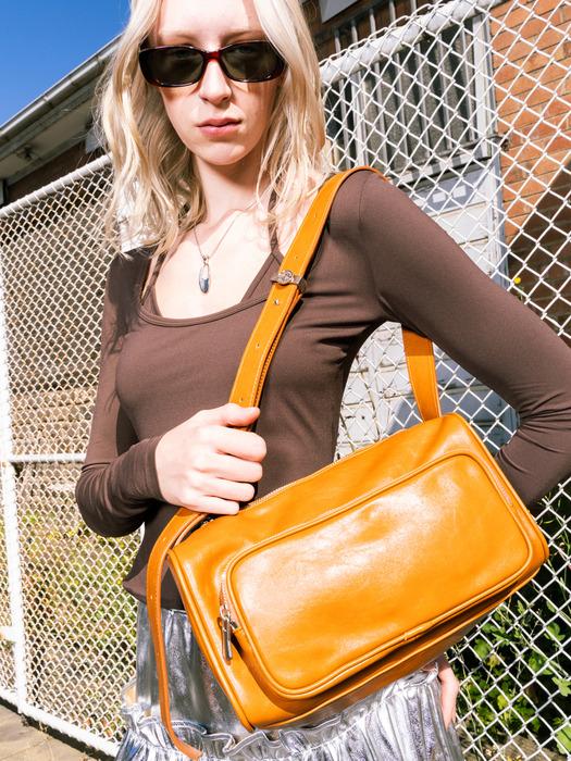 poster pocket bag - vintage camel