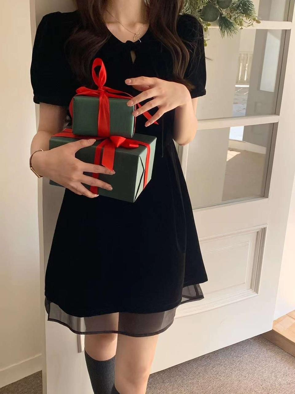 연말룩 라운드 퍼프 미니 원피스