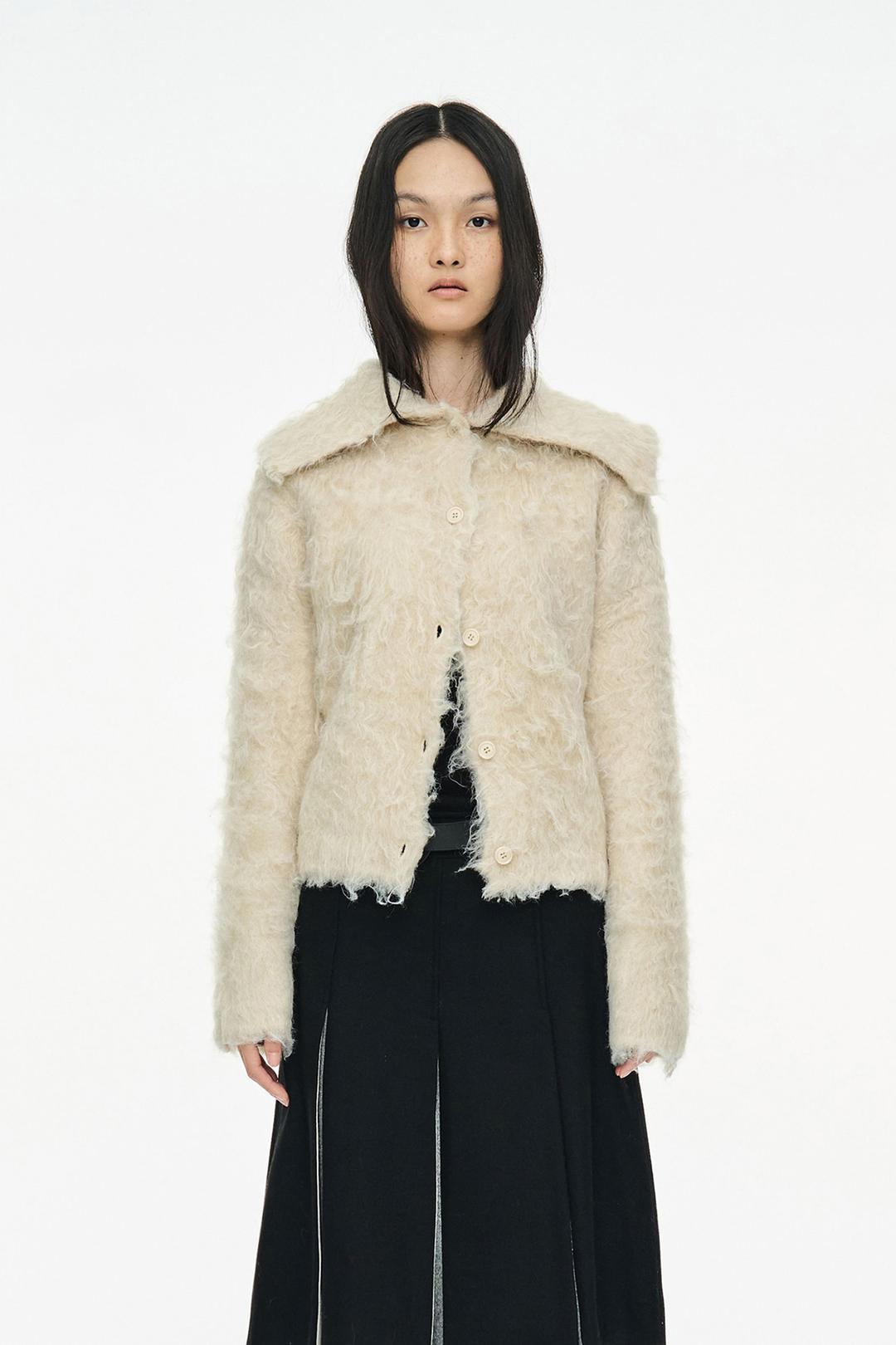 HAIRY COLLAR CARDIGAN / IVORY