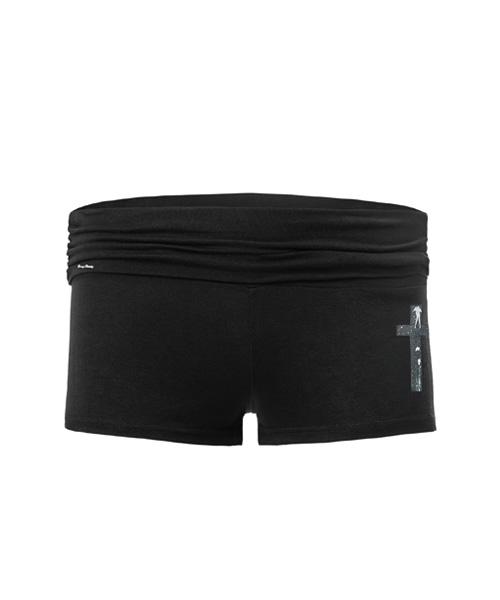 [10/30 DELIVERY] Cross cupid roll-up shorts Black