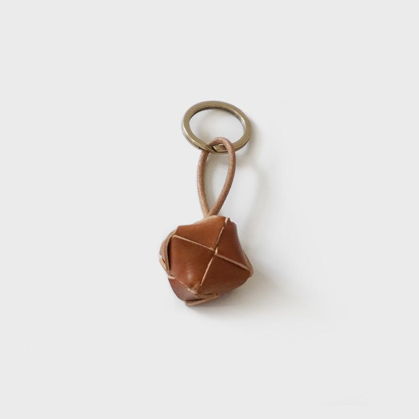 Balloon keyring (tan)
