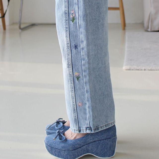 중청 일자핏 플라워 꽃 자수 데님 청바지