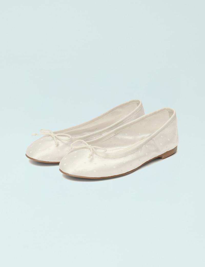 Michelle Flat Shoes (Ivory)