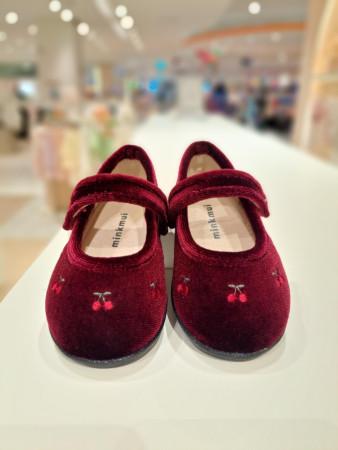이런 상품 어때요? [M밍크뮤D] 24FW (RD)쁘띠체리벨벳구두 여아신발 (34A1482303)