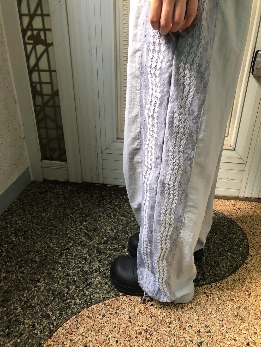 뮤트 레이스 조거 팬츠