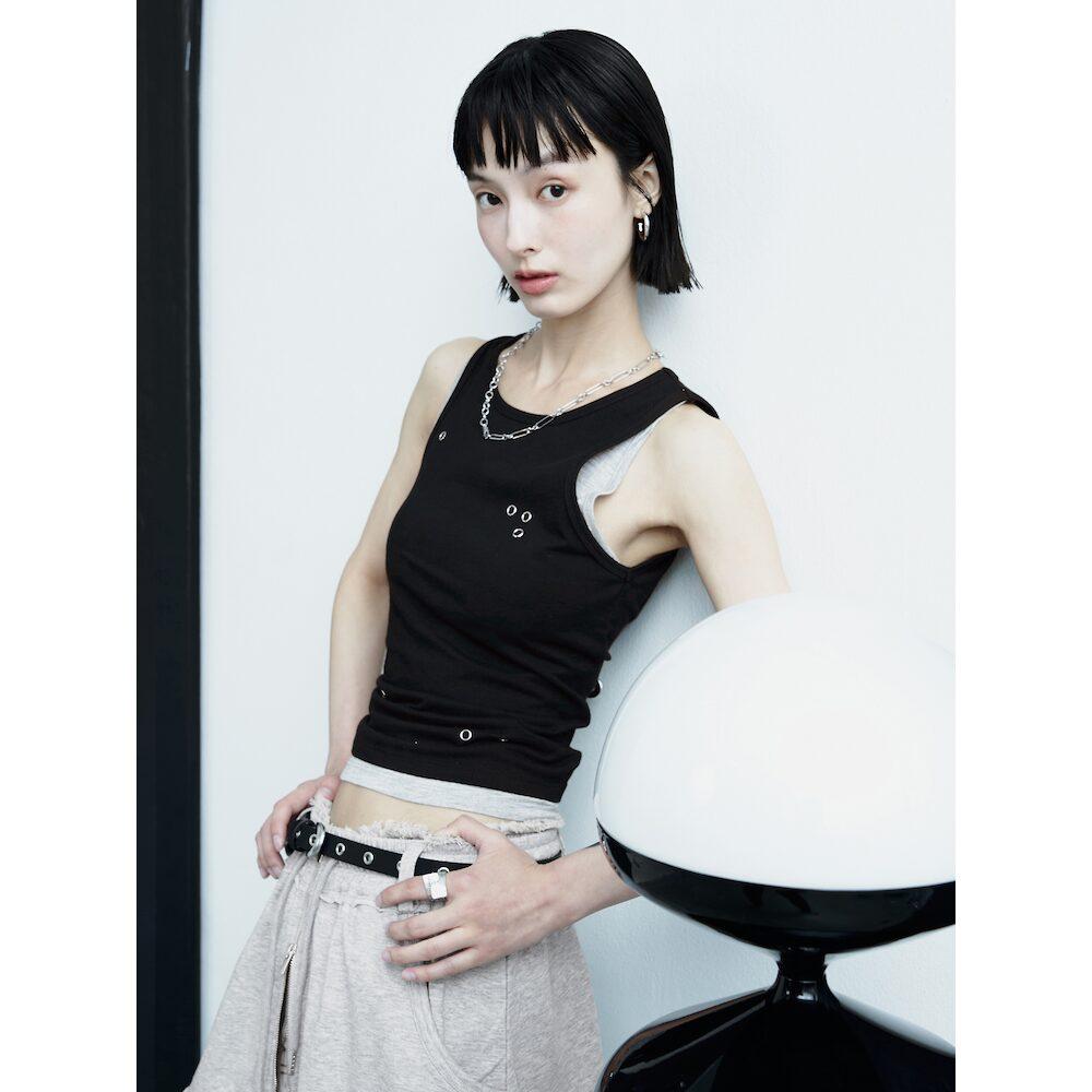 에잇세컨즈 아일렛 포인트 슬리브리스  블랙 (165542AQ75)