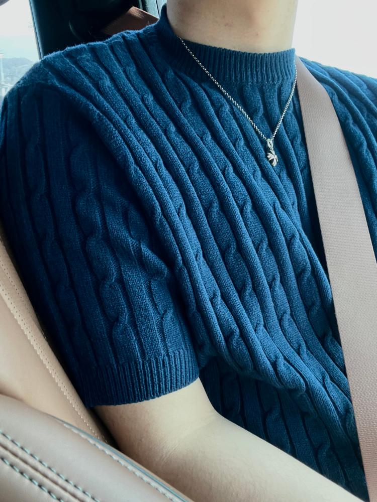 [당일 발송] 무료반품 가능상품 남여공용 반팔 케이블 꽈베기 니트 (5C)