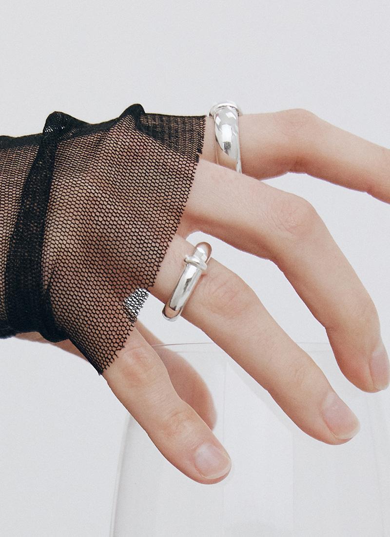 [우즈, 데이식스 원필 착용] QUIET TIED RING