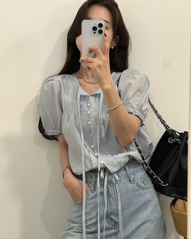 레폴 여성 여름 크롭 레이스 셔링 밴딩 퍼프 핀턱 리본 반팔 블라우스