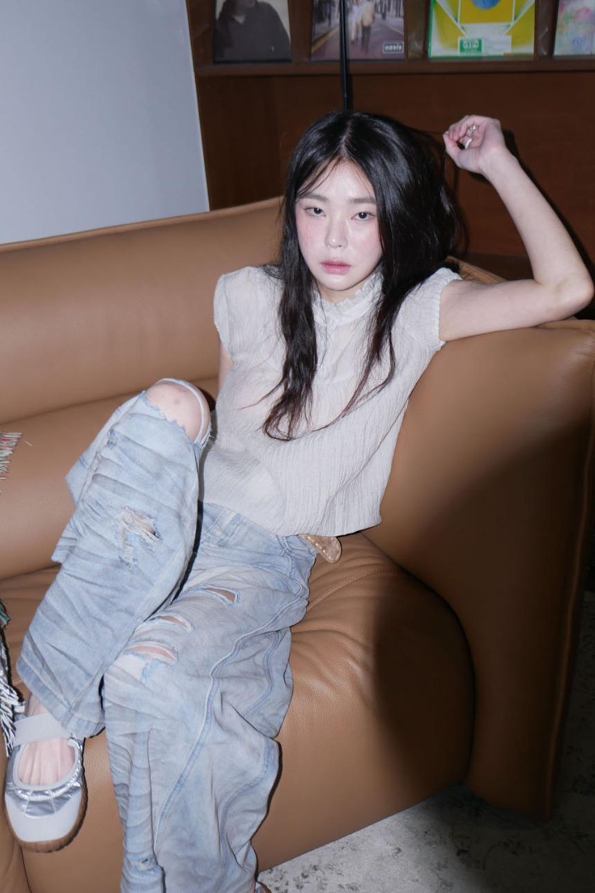 ice damaged muse pants