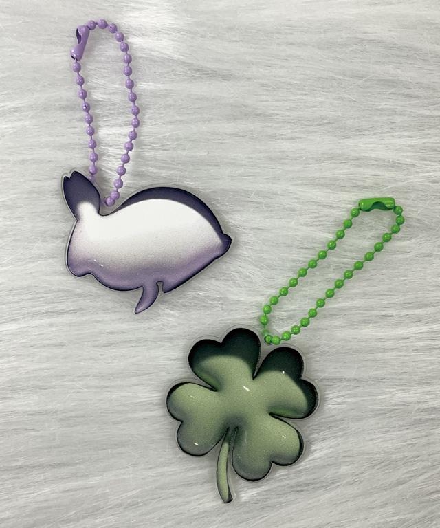 [키링][2+1키링고리 증정] 3D 클로버 키링 토끼 키링 래빗 키링 에어팟키링 버즈키링 폰꾸 이어폰 핸드폰꾸미기 키링고리 폰꾸 갤럭시 아이폰 입체