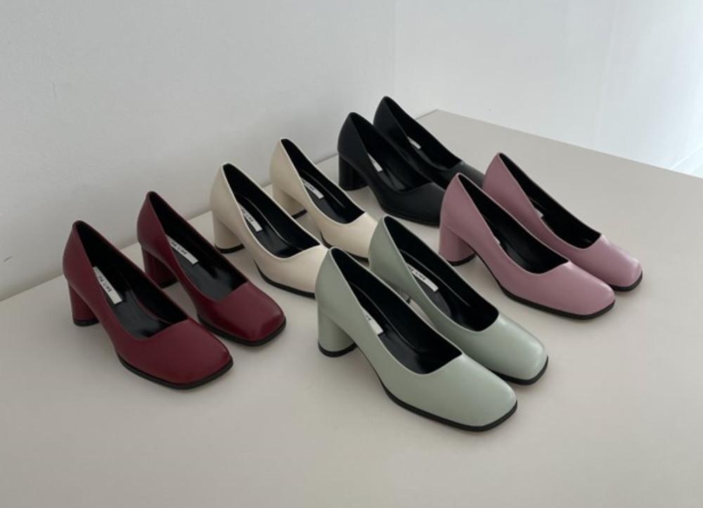 호박언니)  키치 스퀘어 심플 미들 통굽 펌프스 힐 6cm (LM501)