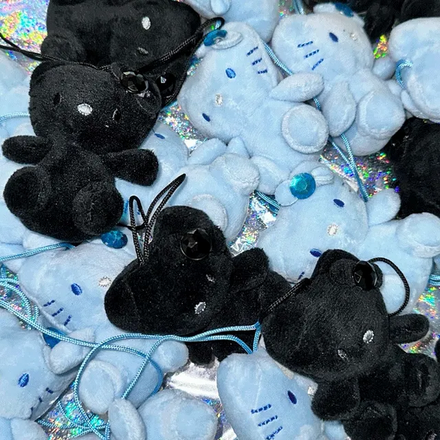 [최저가 1+1할인] 당일출고 희귀템 인싸템 고양이 리본 키티 인형 키링 가방 키링 열쇠고리