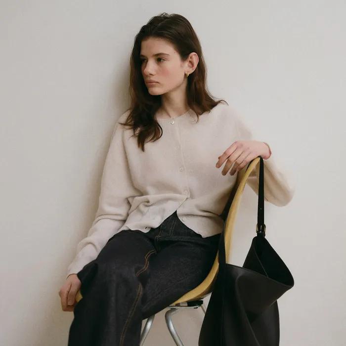 Ponds Cardigan_Oat