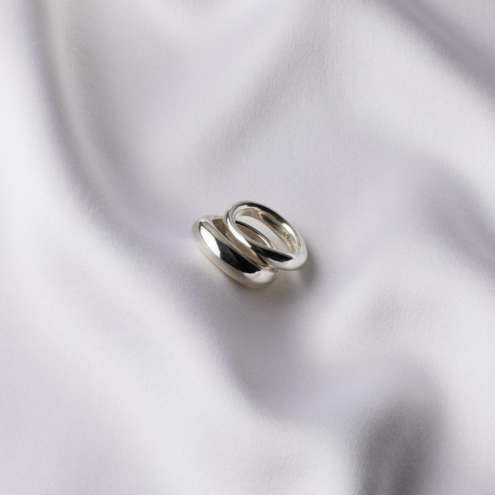 WAVE BOLD RINGS, SET OF TWO