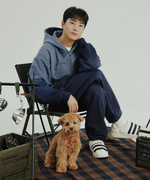 그라데이션 심볼 패치 후드 집업 3color
