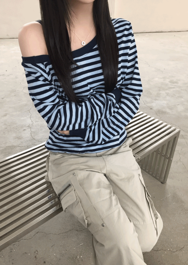 (SORA) STRIPED OFF-SHOULDER MTM