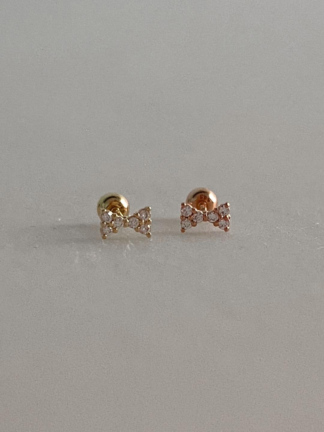 14K 골드 올 블링 리본 큐빅 피어싱