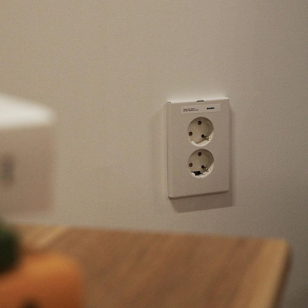 인더스트리얼 빈티지 콘센트  커버 _ 크림