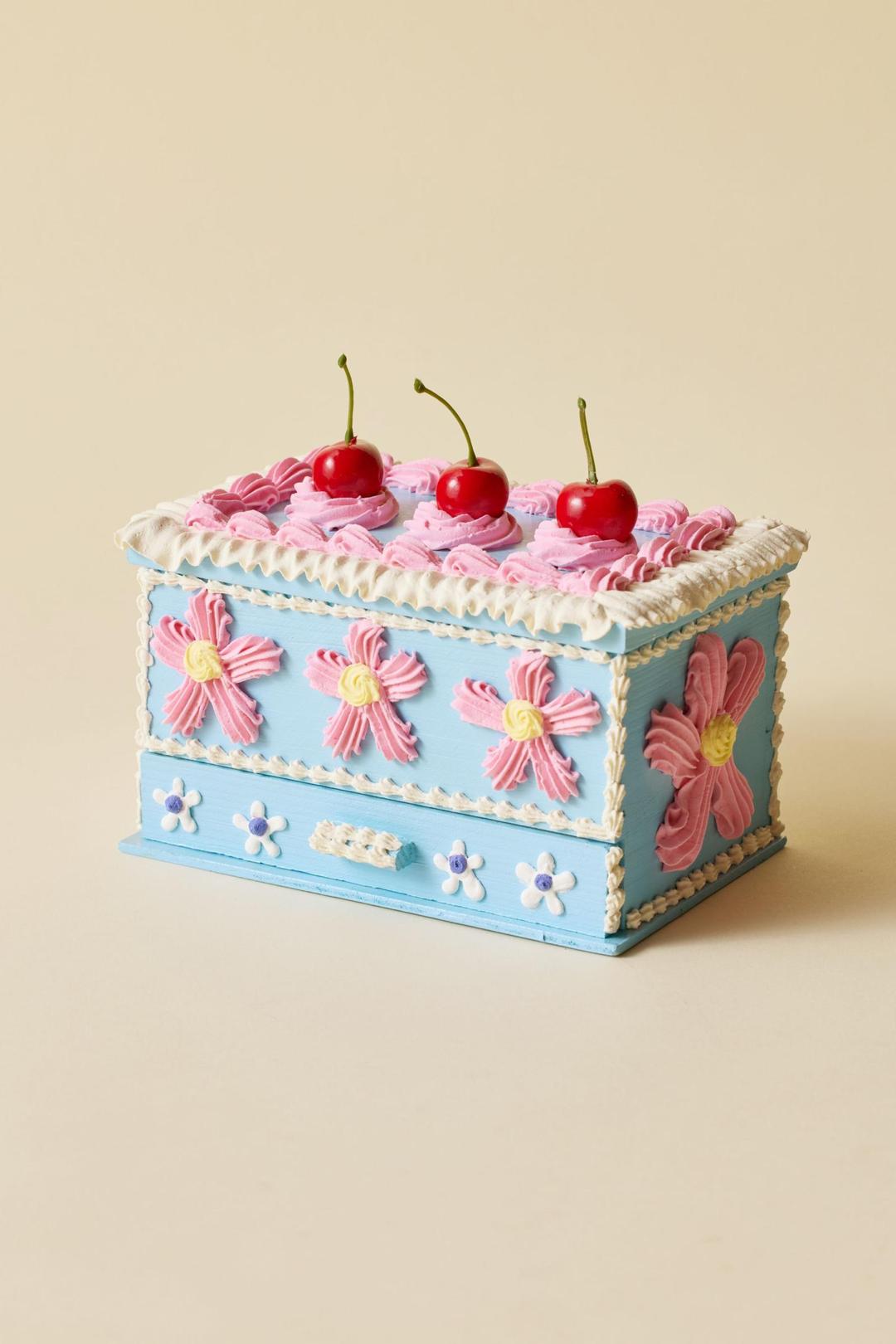 Pretty Shitty Cakes UO 독점 케이크 보석 상자