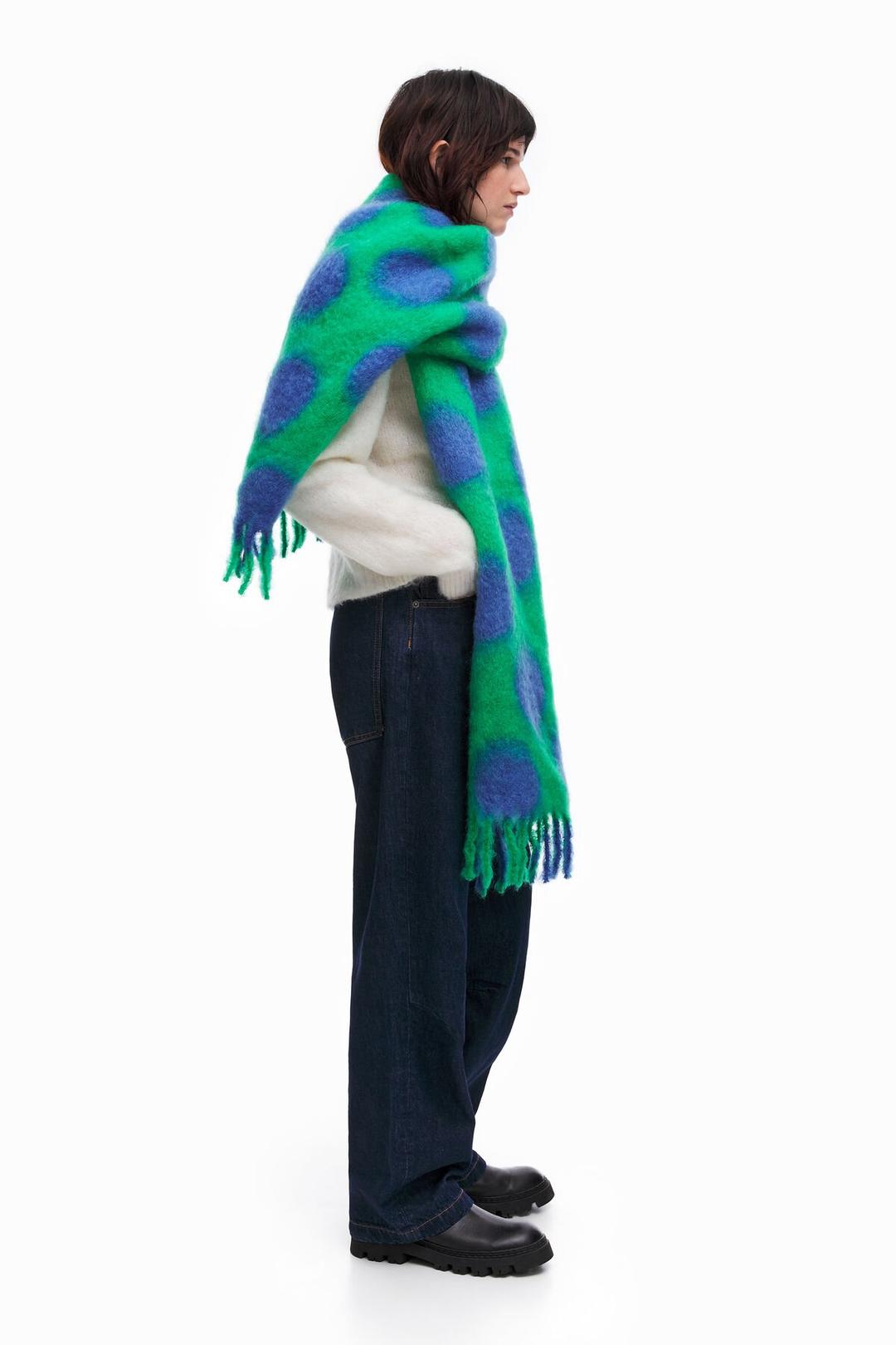Chal mohair lunares verde