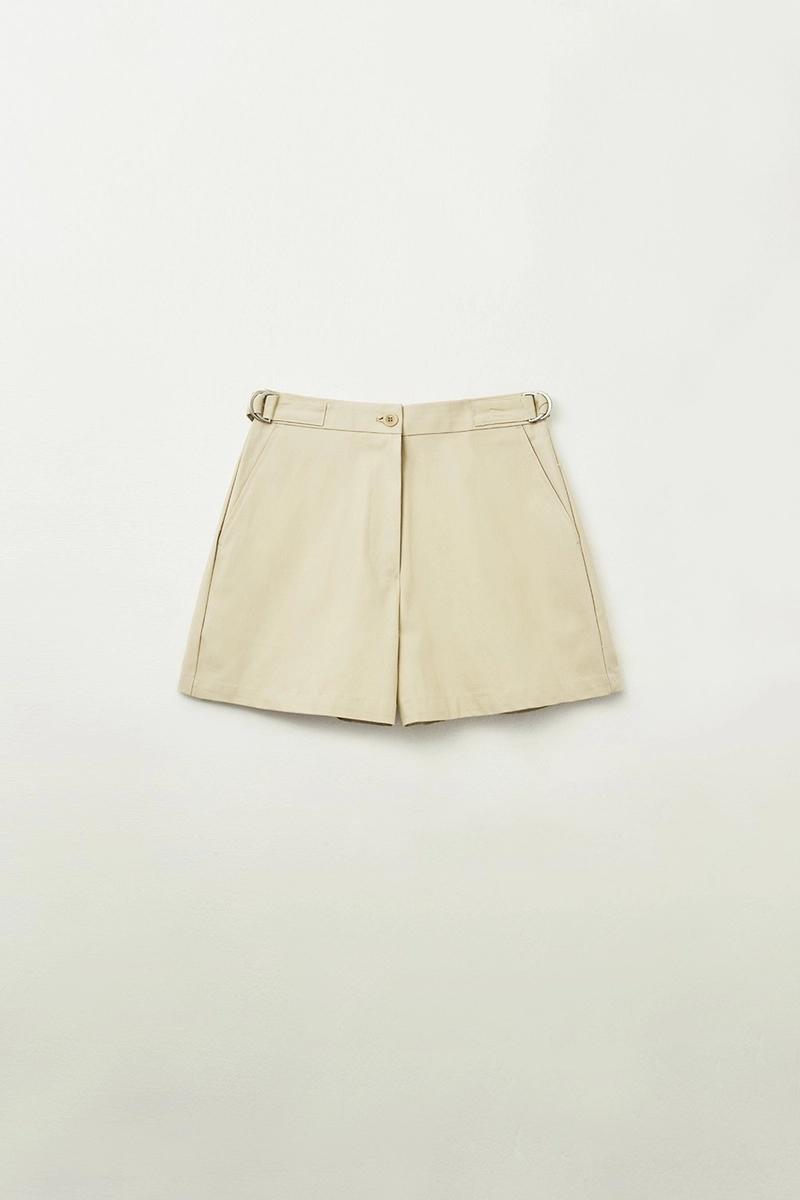 NOEUD - Buckle shorts pants (Beige)