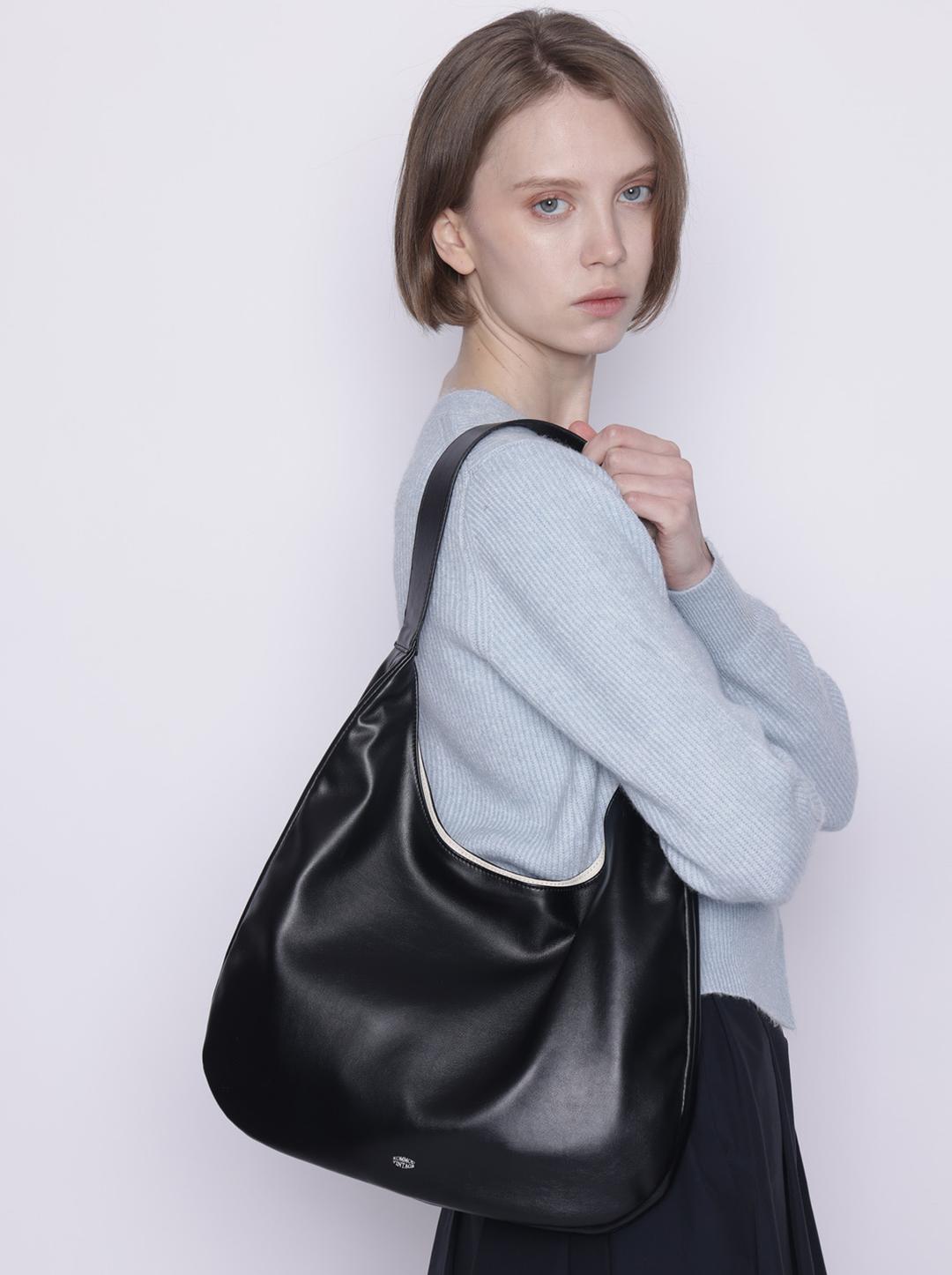 AETE BAG BLACK