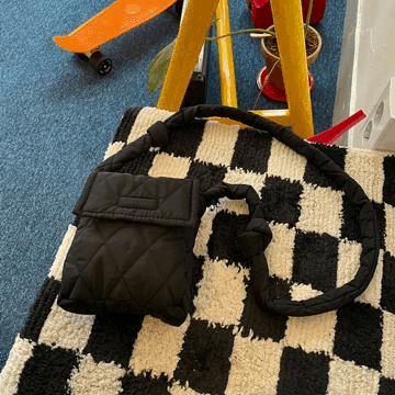 [겨울가방/미니백]10대 20대 귀여운 러블리 데일리 캐주얼 작은 크로스백 패딩백 퀼팅백 아메카지 유니크 가방