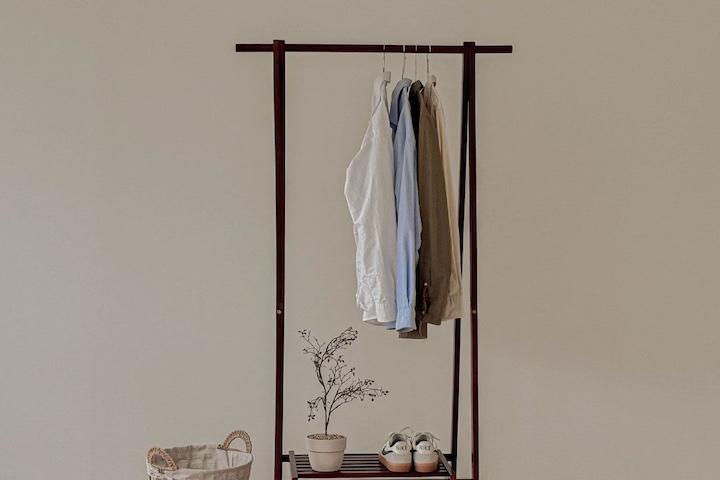 100% 고무나무 원목 스탠딩 데일리 행거, 브라운 color