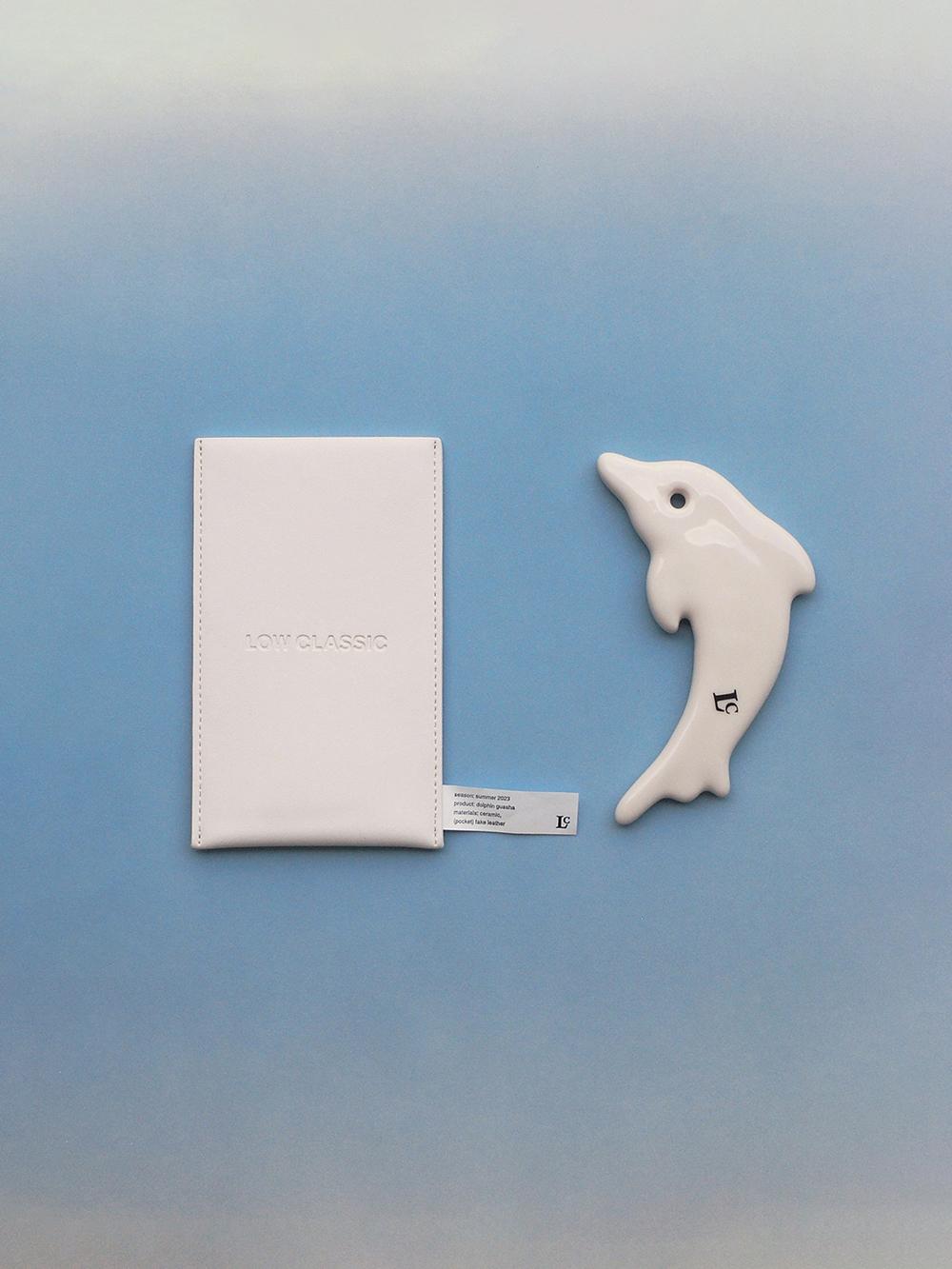 LC DOLPHIN GUA SHA_WHITE