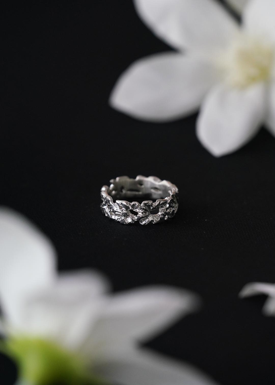 백화요란 (百花燎亂)