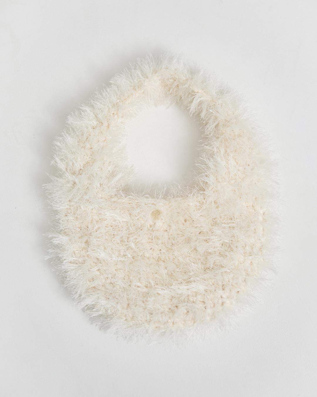 egg furry bag (white)