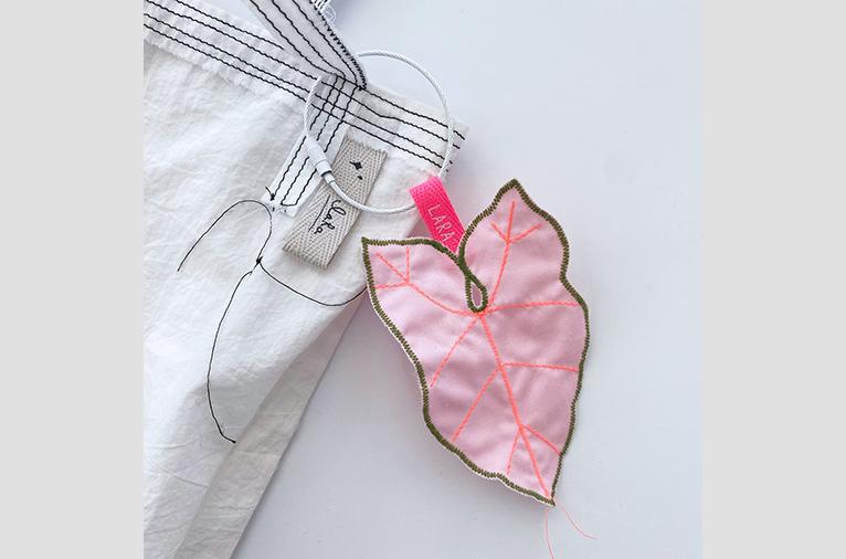 [라라] 핑크싱고니움 키링