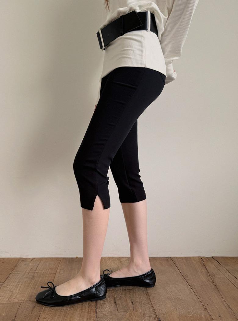 [온라인단독] 미쥬 슬릿 카프리 팬츠