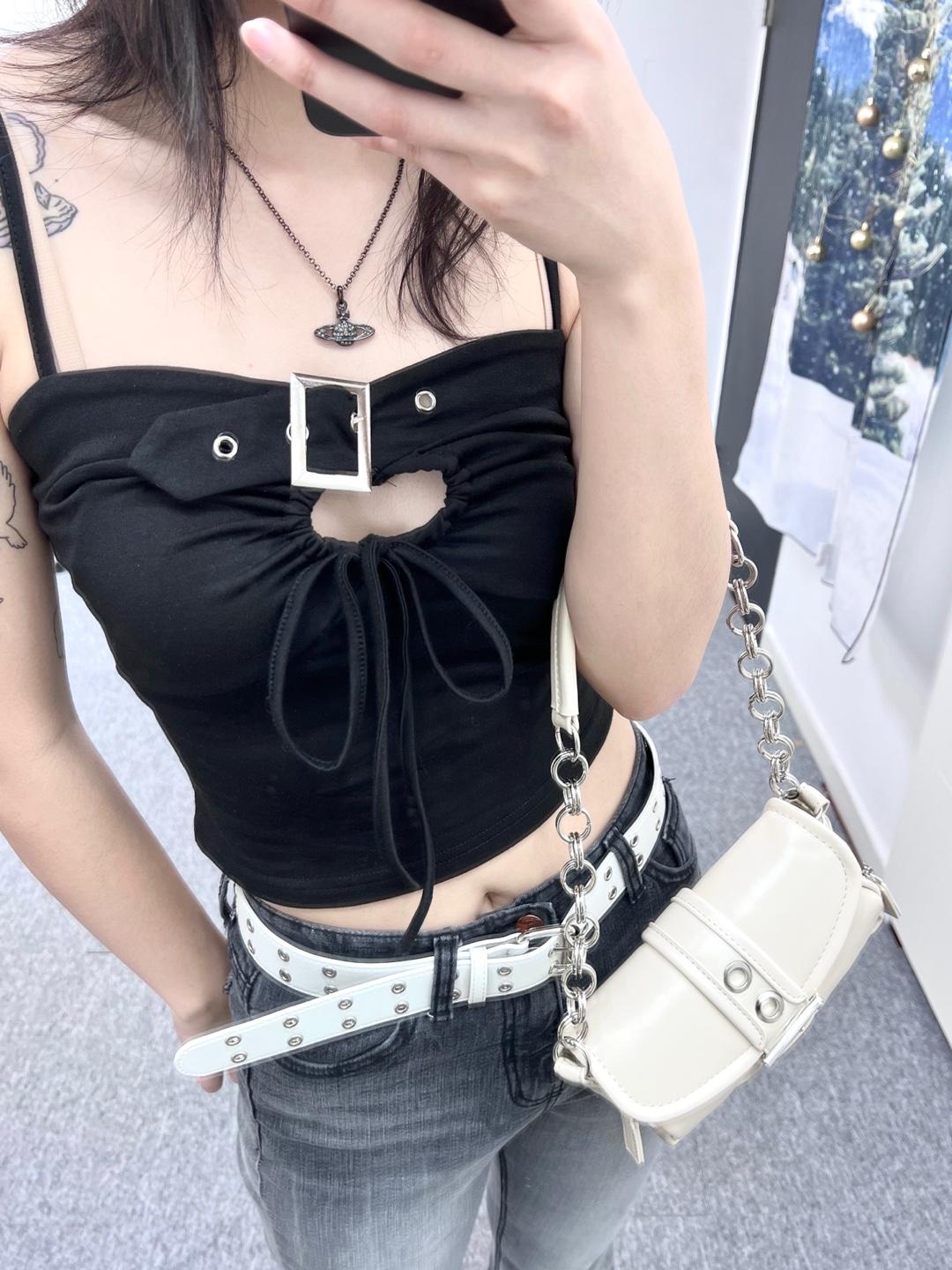Cut -out buckle crop shirring sleeveless (1color)