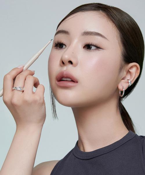 도트 온 무드 엣지 앤 플랫 아이브로우