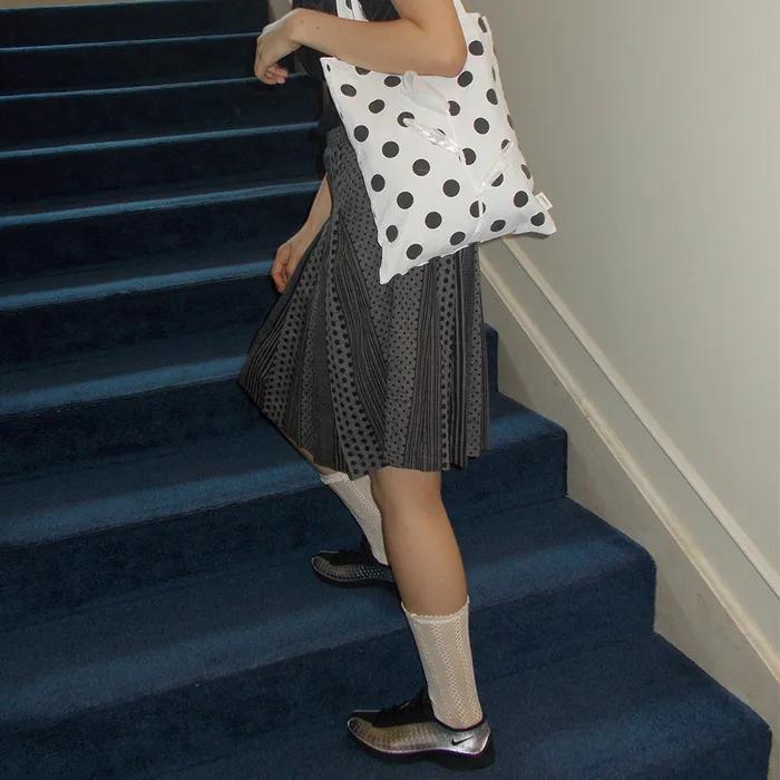 STRIPE DOT PLEATS SKIRT DARK MOON