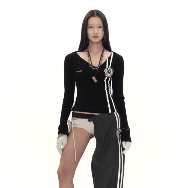 BEADED SCHOOL LOGO TRACK SWEATER IN BLACK