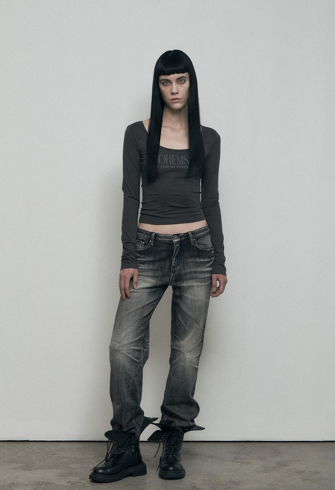 PALE PRINETED LONG SLEEVE, CHARCOAL