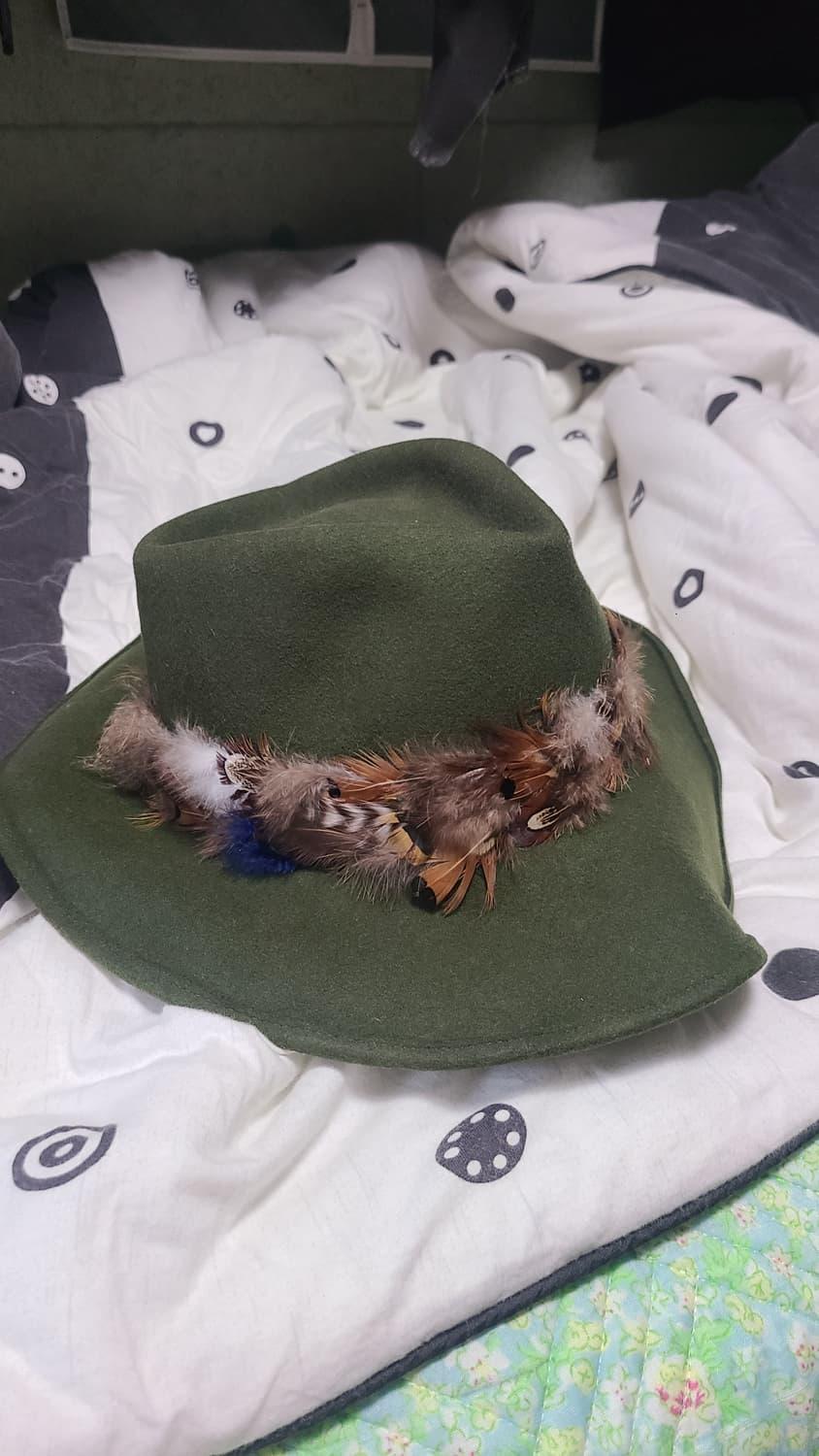 넘버나인 깃털 페도라 | 후루츠패밀리