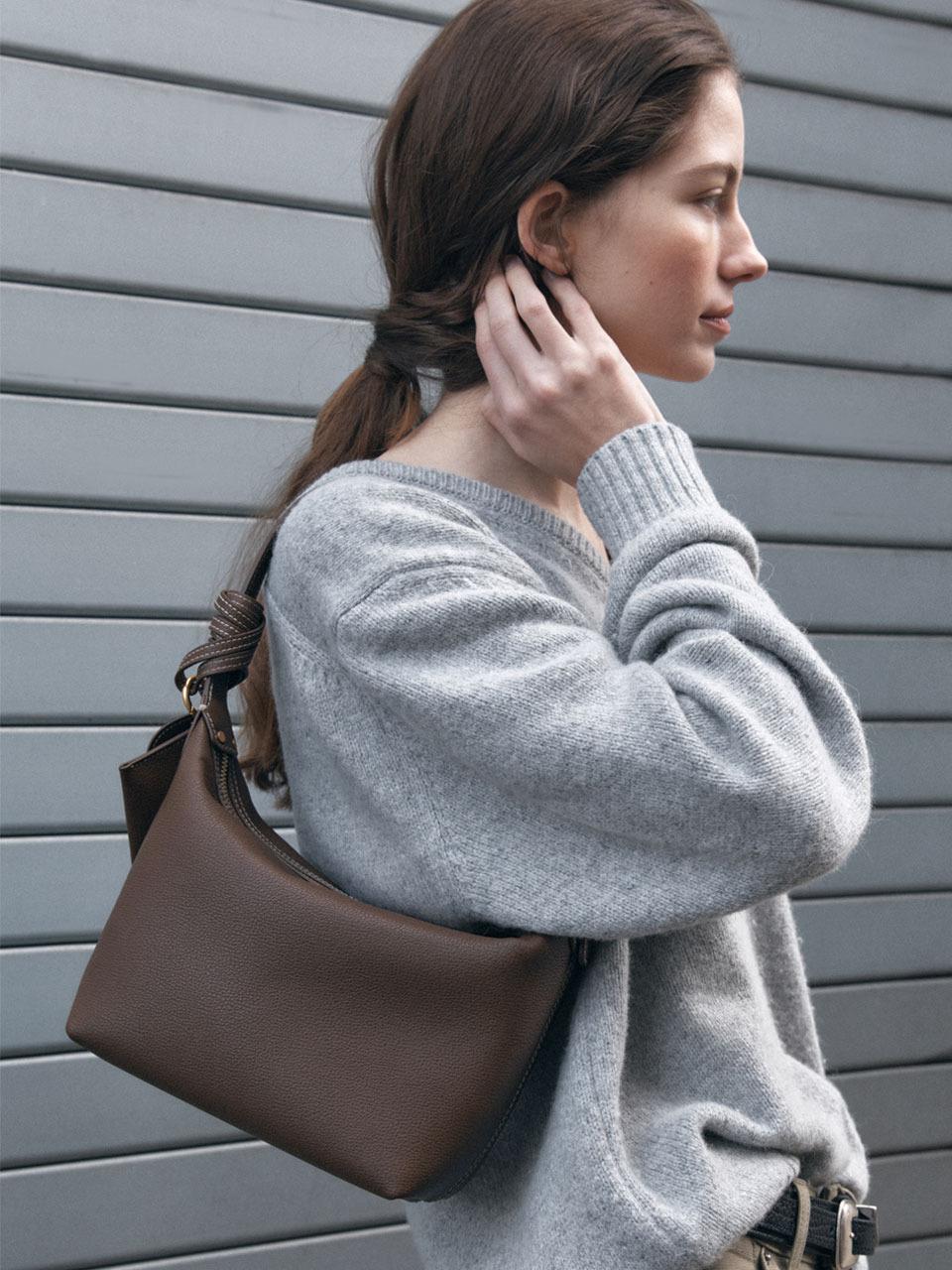 [48H팝업][4/18 순차배송] Veneta Volume Bag Mocha