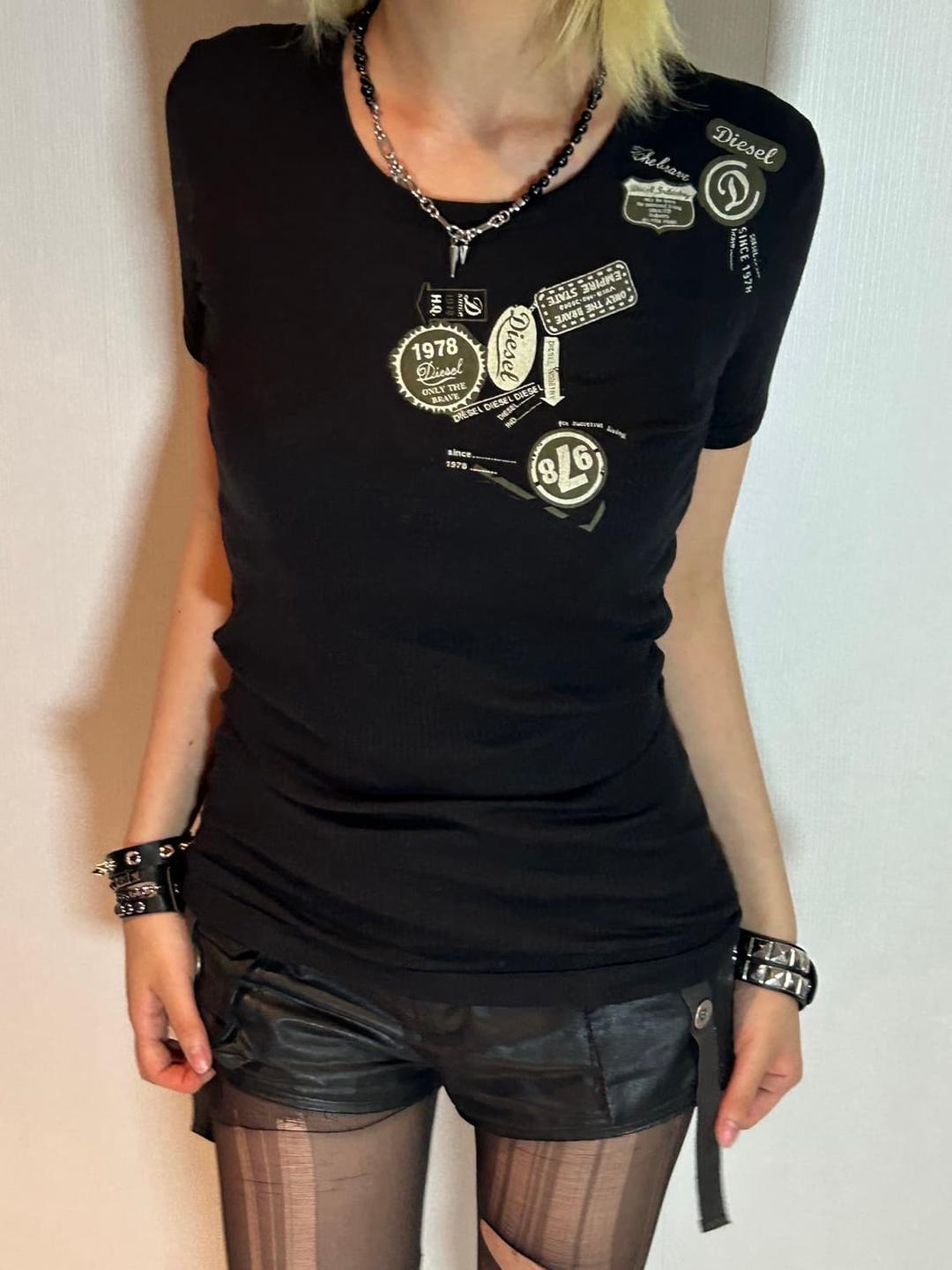 Diesel patch printing detail top | 후루츠패밀리