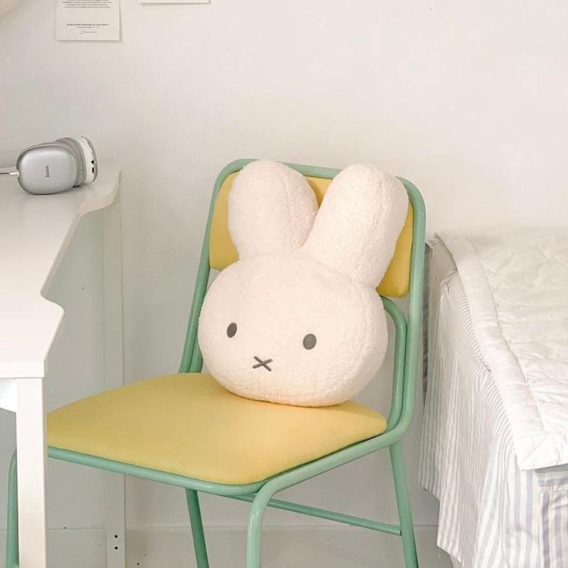 러블리 미피 인형 쇼파 침실 의자 쿠션 방석 토끼 캐릭터 아이방 인테리어
