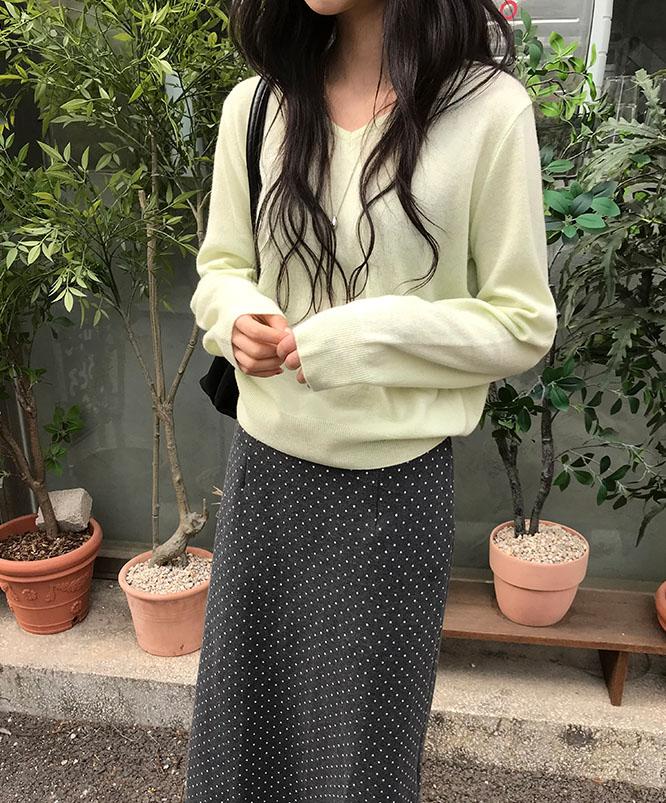 니어웨어 [S/S🌸] 쥬시 브이넥 니트 (4color)/울니트/캐시미어니트/오버핏니트/v넥니트/여리핏/루즈핏니트/데일리룩/빅사이즈